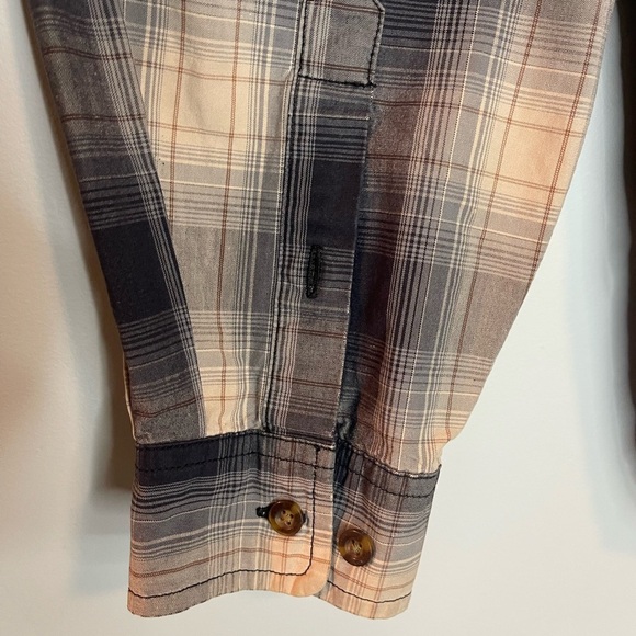 Carhartt men’s relaxed fit casual button up long sleeve shirt size medium - Picture 7 of 8